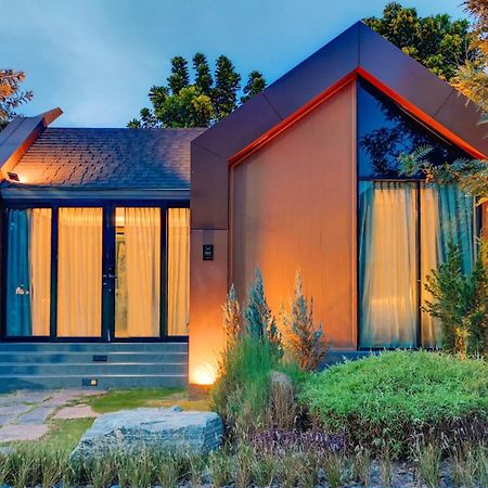 See Stars & Forest Resort Amphoe Sawang Daen Din Eksteriør bilde