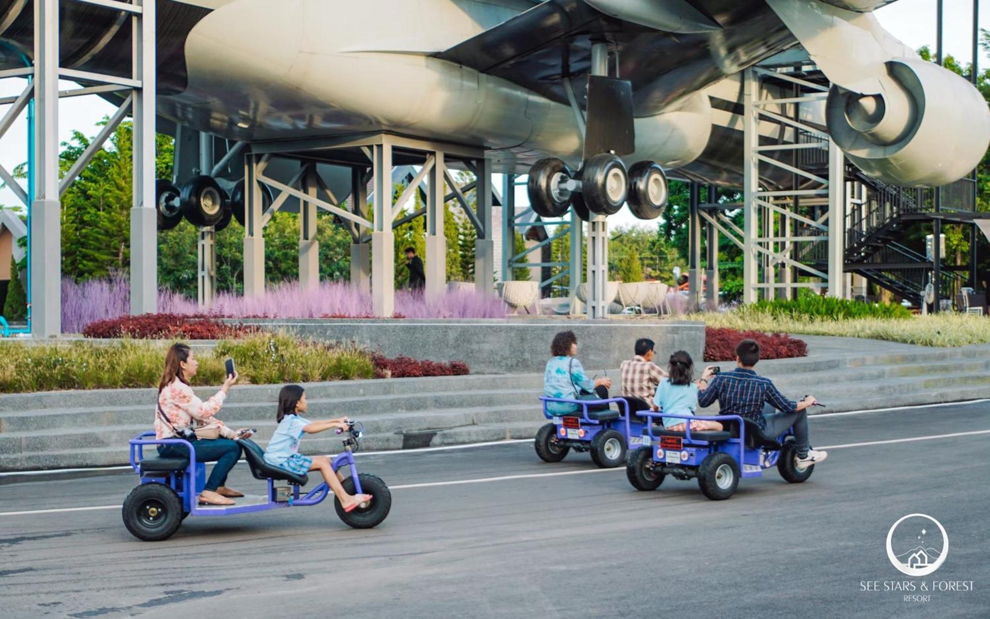 See Stars & Forest Resort Amphoe Sawang Daen Din Eksteriør bilde