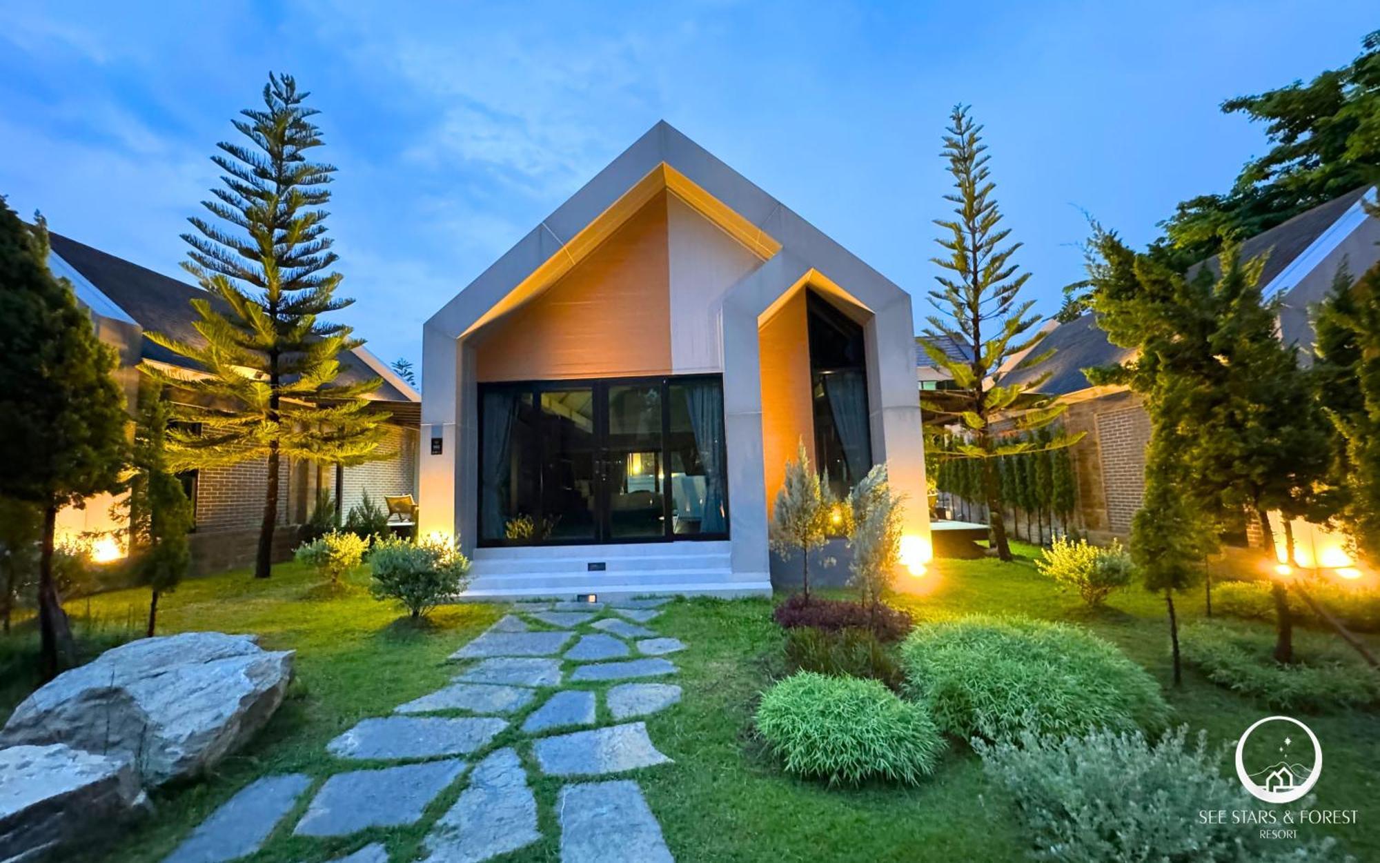 See Stars & Forest Resort Amphoe Sawang Daen Din Eksteriør bilde