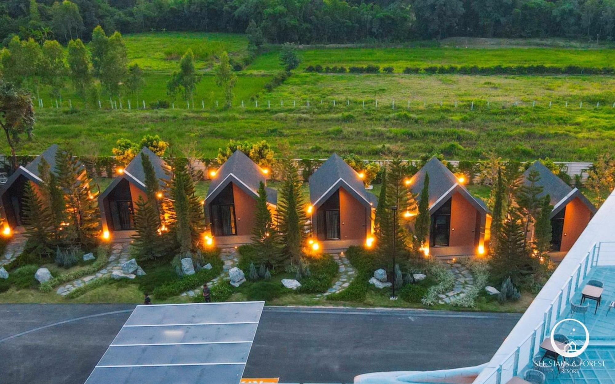 See Stars & Forest Resort Amphoe Sawang Daen Din Eksteriør bilde